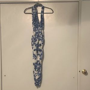 Sexy, summery halter dress